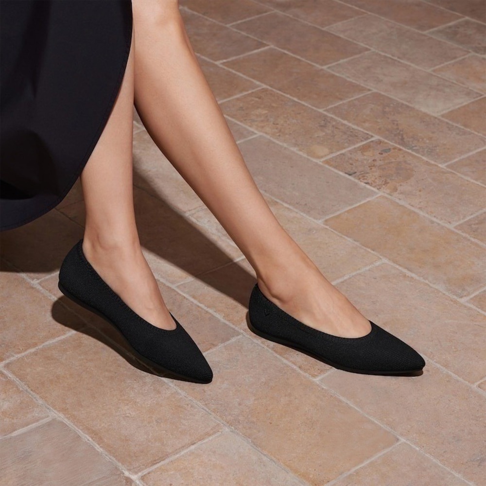 VIVAIA Aria CloudWalker Black Pointed Toe Knit Flats size‎ EU/37.5 US/7 New